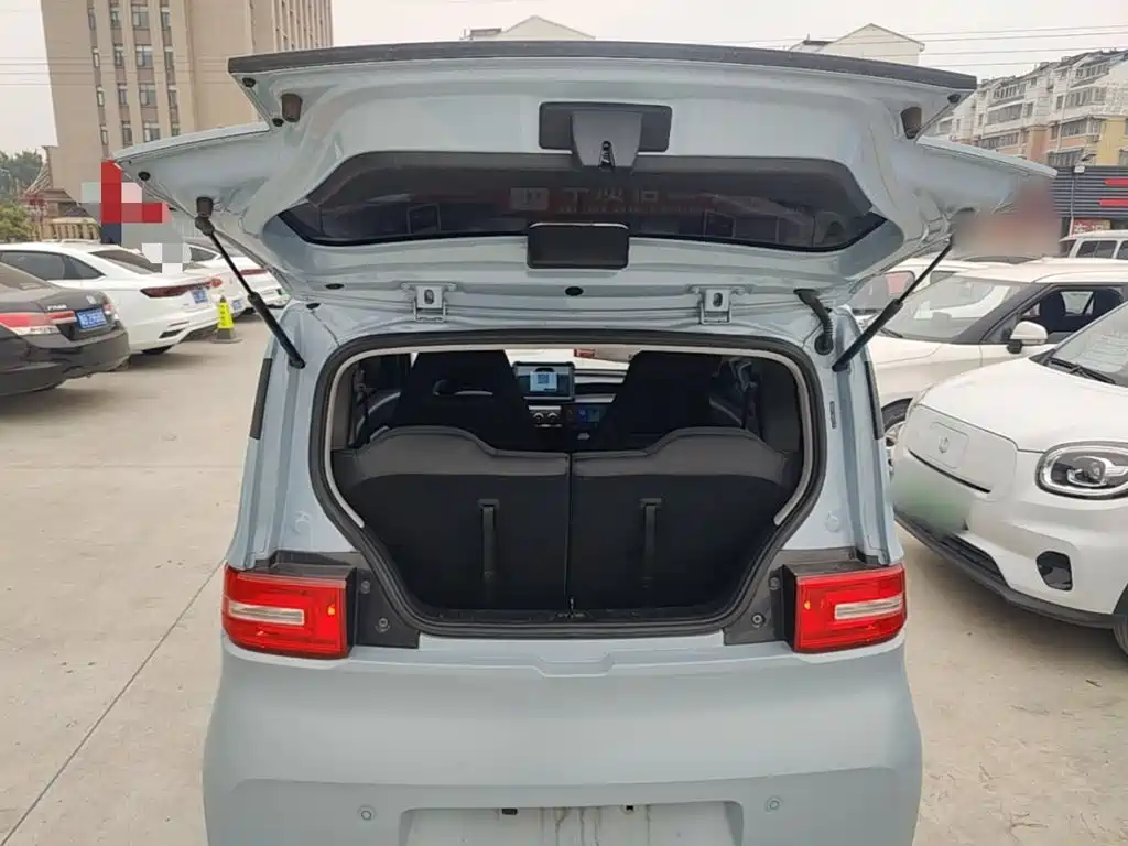Wuling MINIEV — миниатюра 19