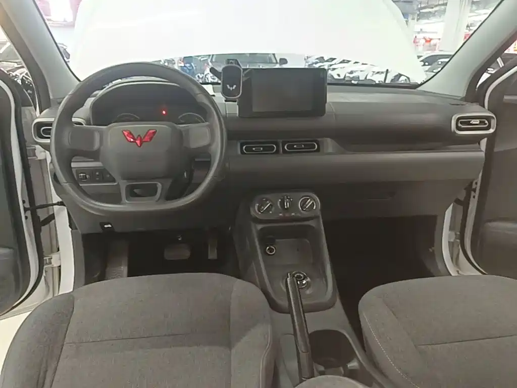 Wuling Hongguang EV — миниатюра 6