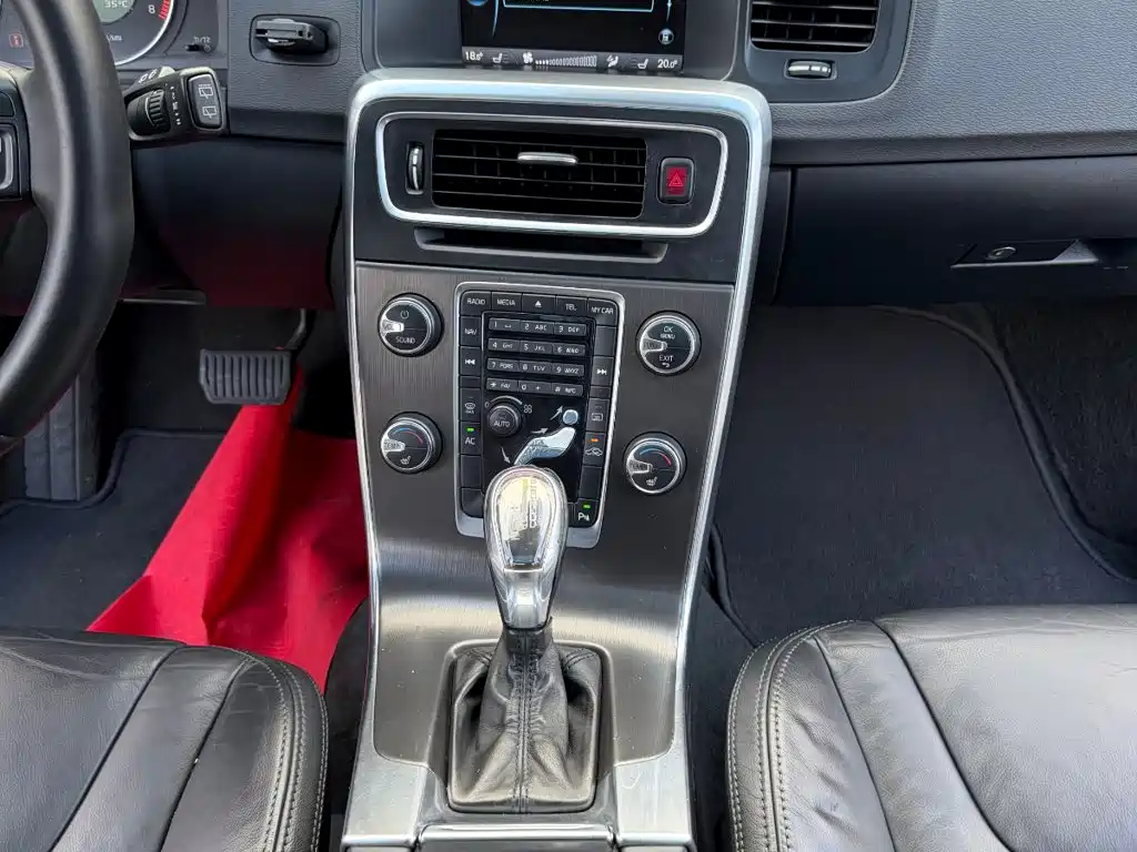 Volvo V60 — миниатюра 16