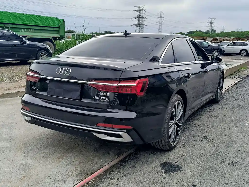 Audi A6L — миниатюра 9