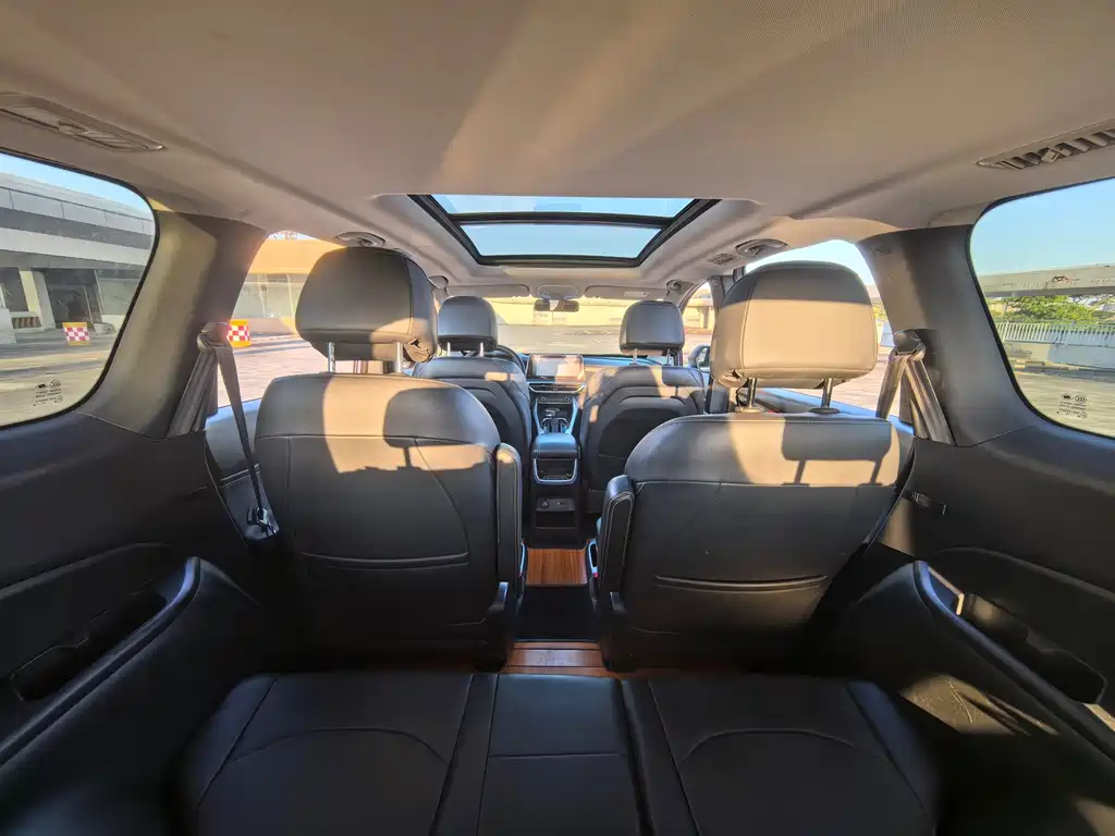 SAIC MAXUS CHASE G50