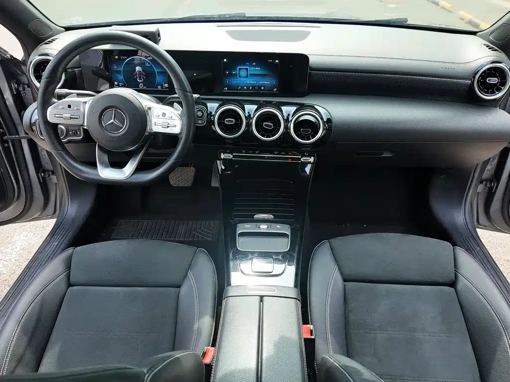 MERCEDES-BENZ A CLASS