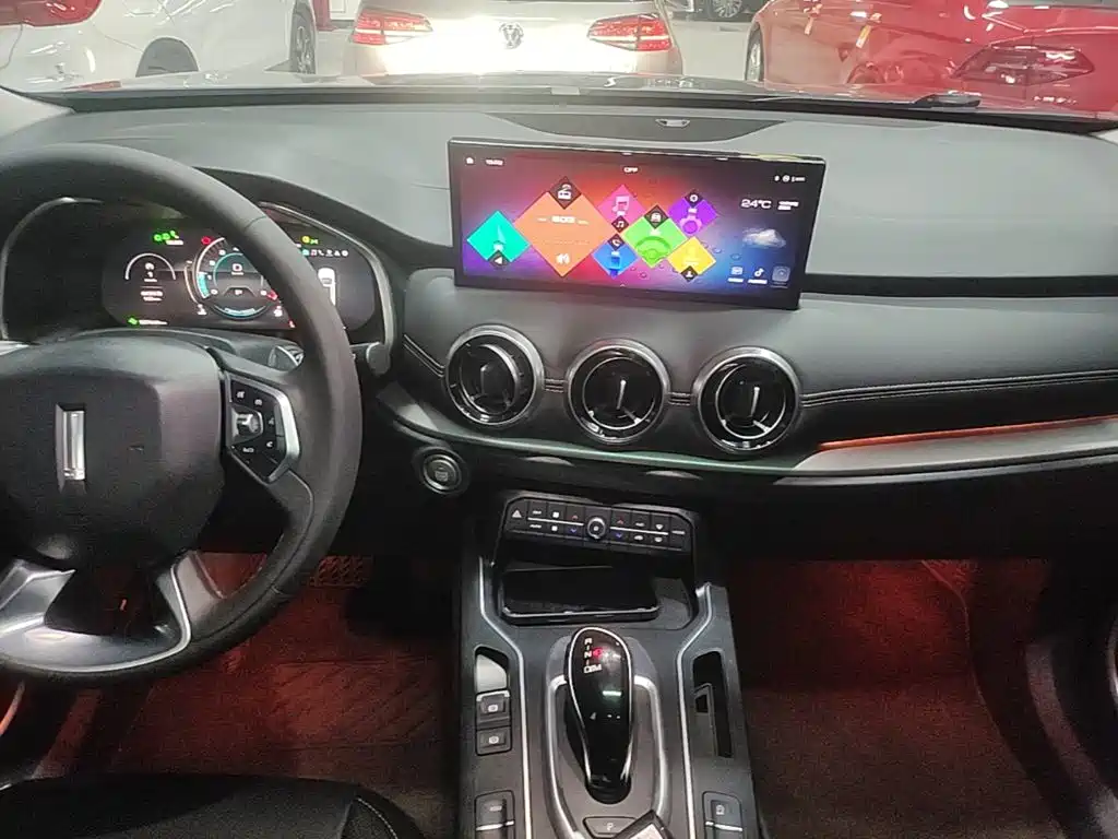 Wey Wey VV6 — миниатюра 13