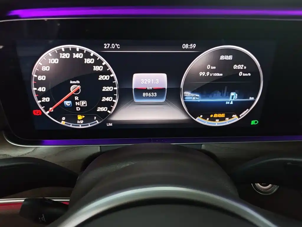 Mercedes-Benz E-Class — миниатюра 12