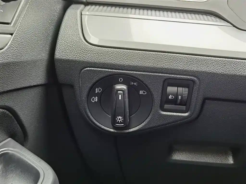 Volkswagen Lamando — миниатюра 21