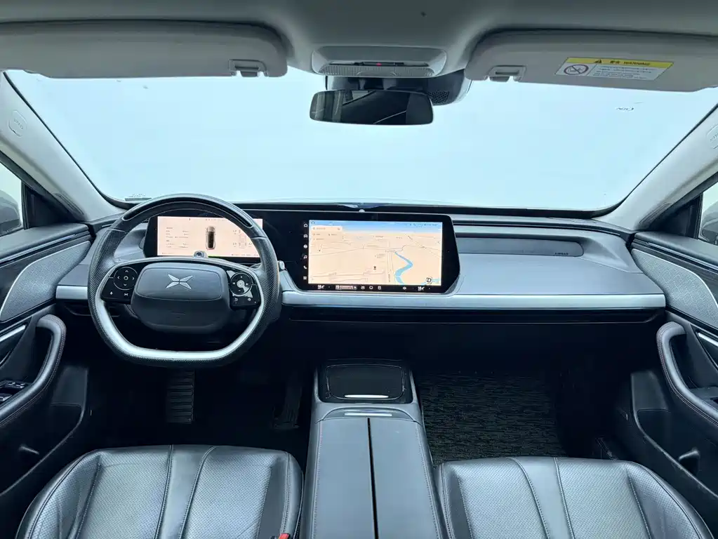 XPeng P7 — миниатюра 11