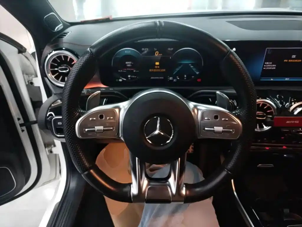 Mercedes-Benz A-Class AMG — миниатюра 11
