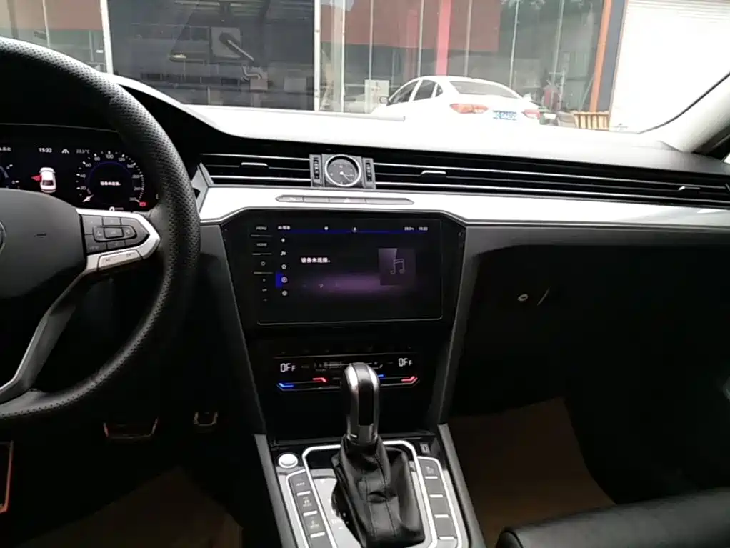 Volkswagen Magotan PHEV — миниатюра 13