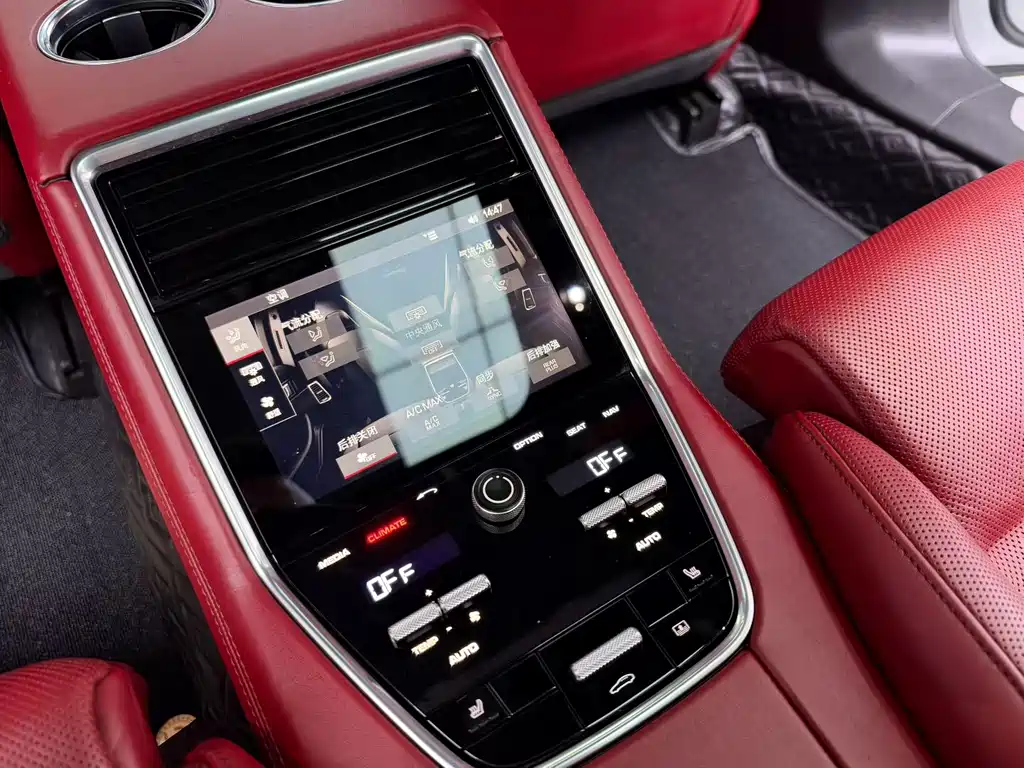 Porsche Panamera — миниатюра 6