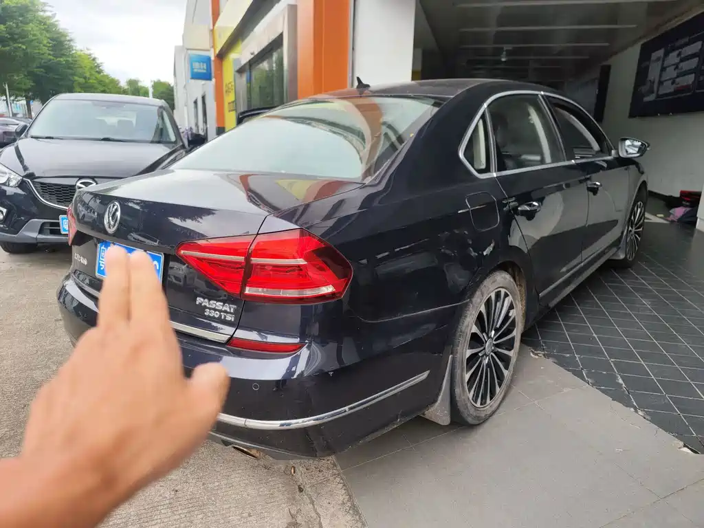 Volkswagen Passat — миниатюра 5