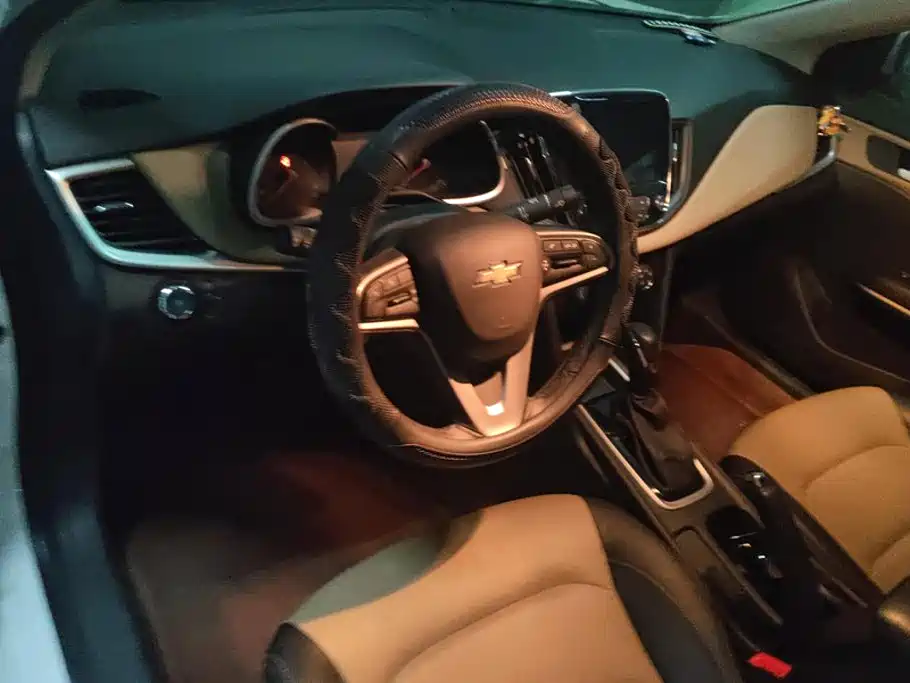 Chevrolet Monza — миниатюра 12