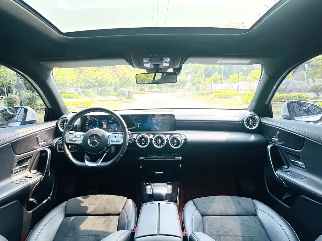 MERCEDES-BENZ A CLASS