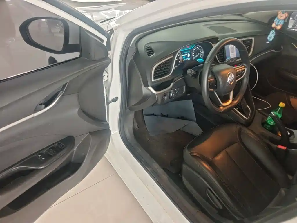 Buick Excelle — миниатюра 16