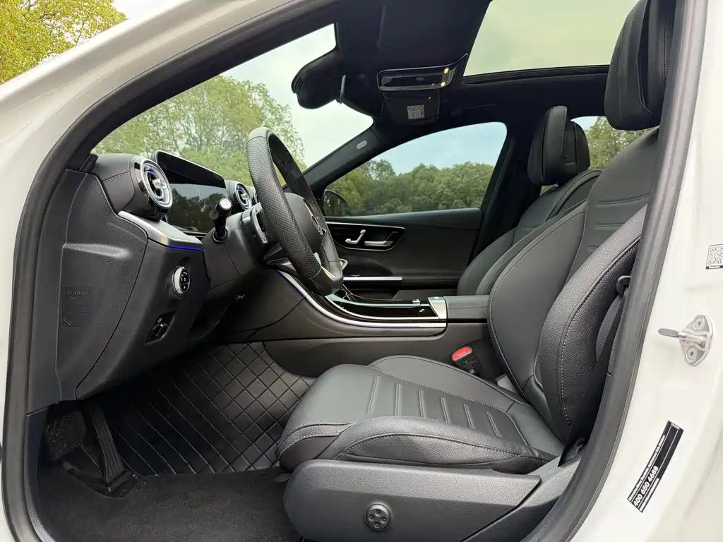 Mercedes-Benz C-Class — миниатюра 3