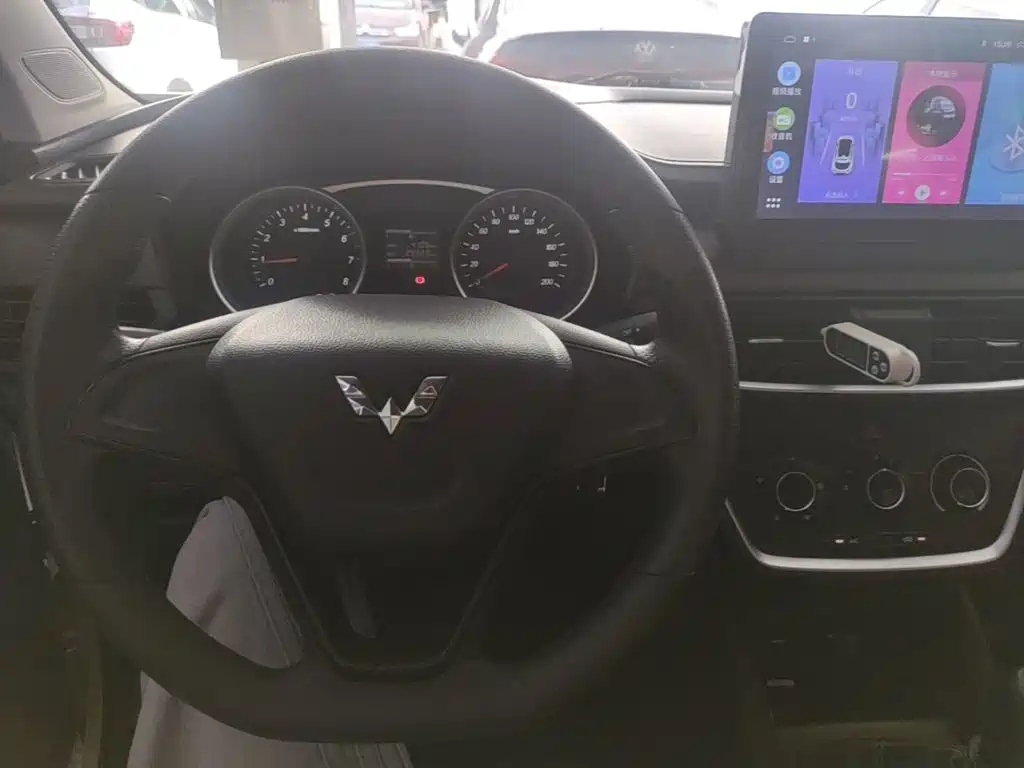 Wuling Hongguang S3 — миниатюра 11