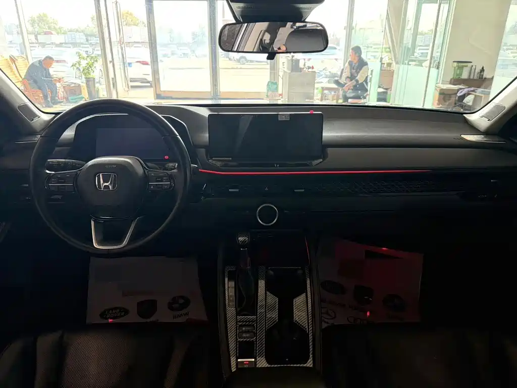 Honda Accord — миниатюра 10
