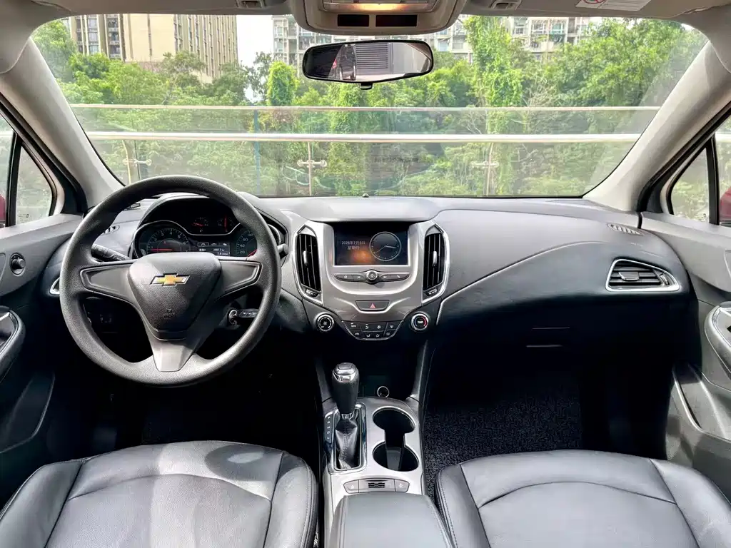 Chevrolet Cruze — миниатюра 9