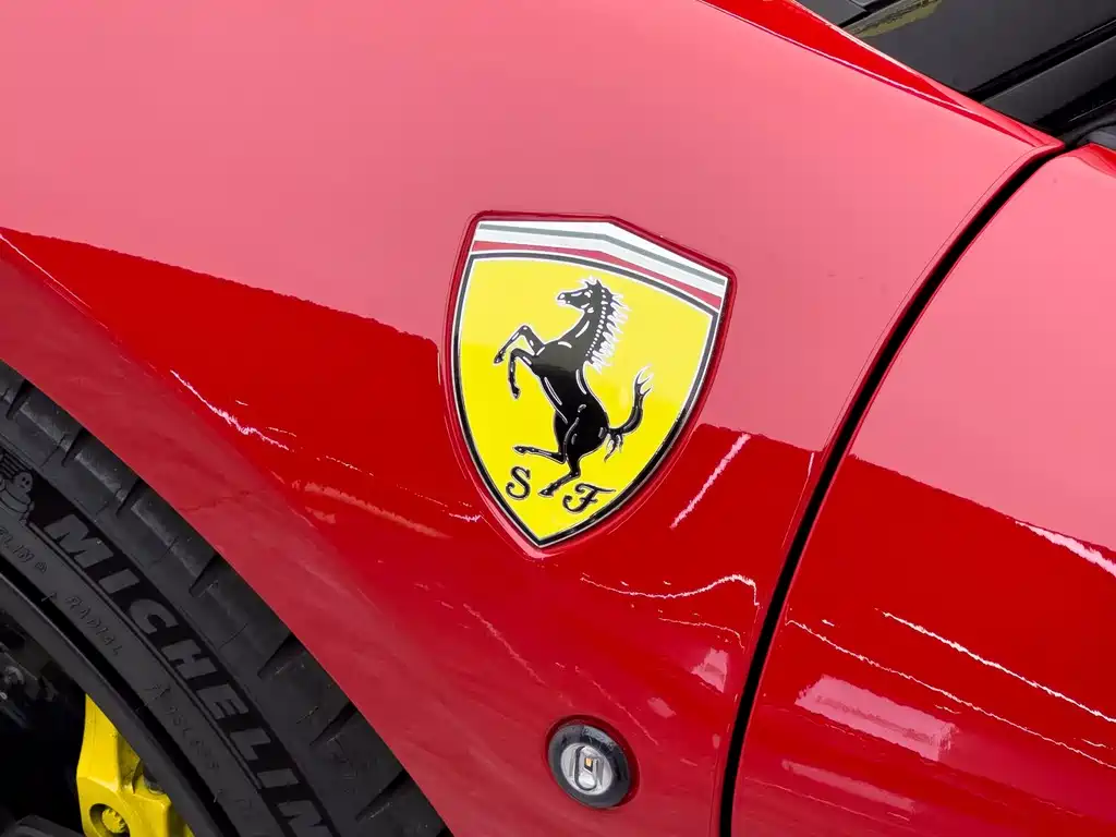 Ferrari F8 — миниатюра 10
