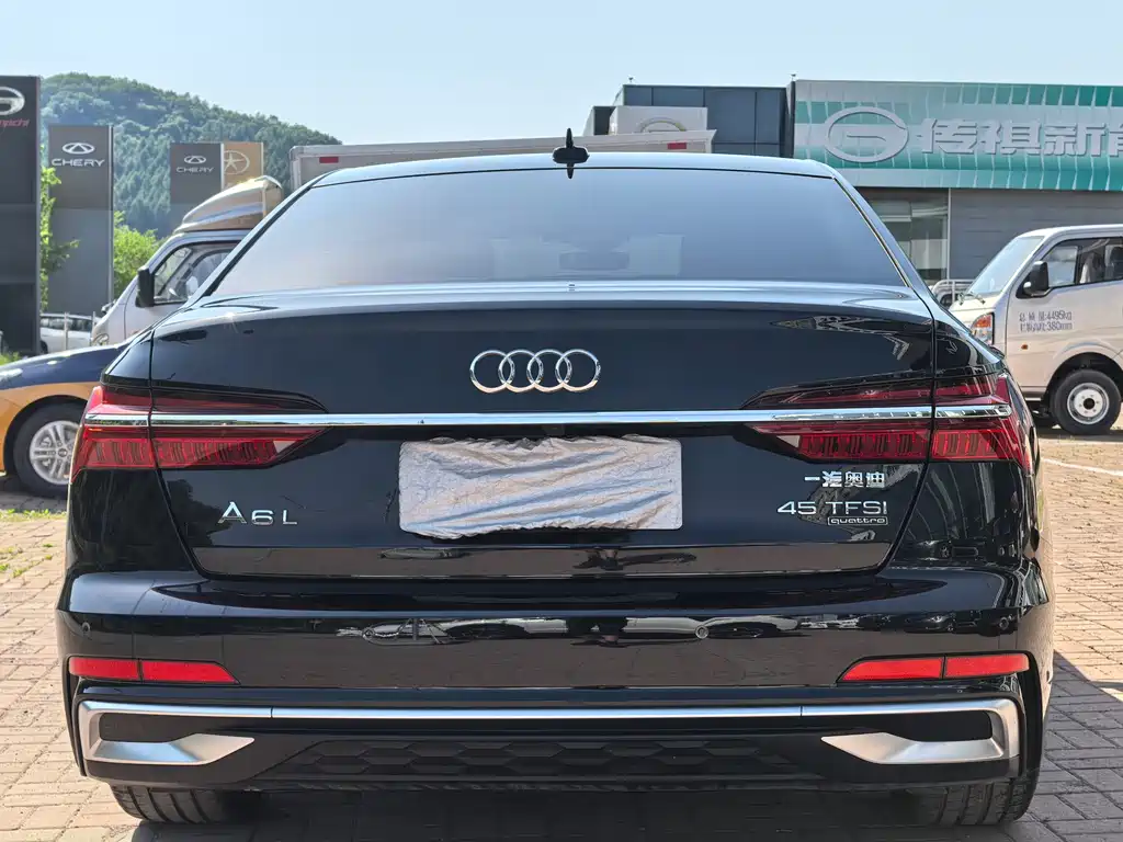 Audi A6L 2025 45 TFSI quattro