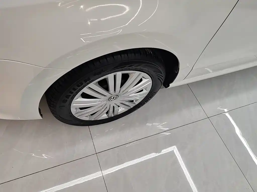 Volkswagen Polo — миниатюра 23