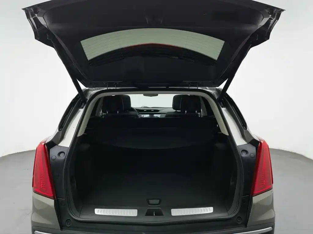 Cadillac XT5 — миниатюра 16