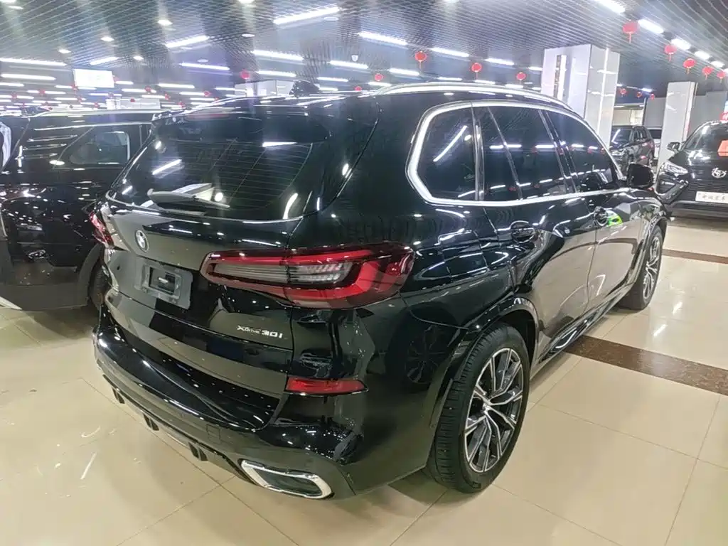 BMW X5 (Import) — миниатюра 7