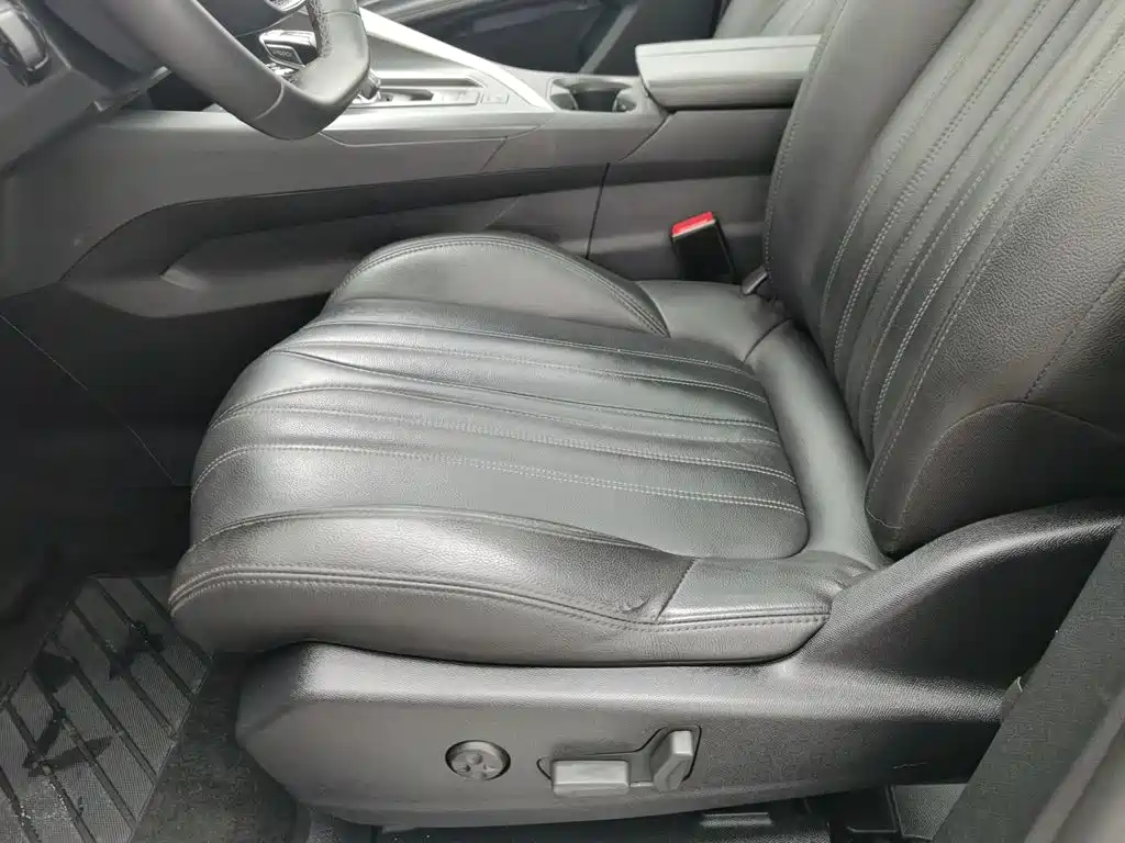 Peugeot 5008 — миниатюра 20