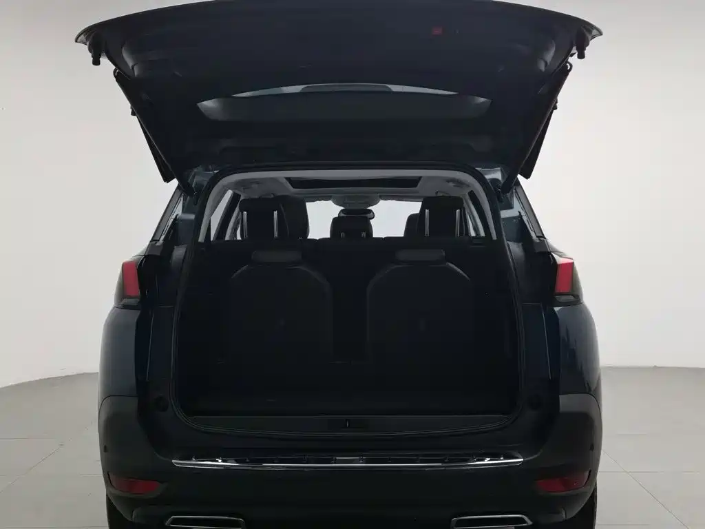 Peugeot 5008 — миниатюра 16