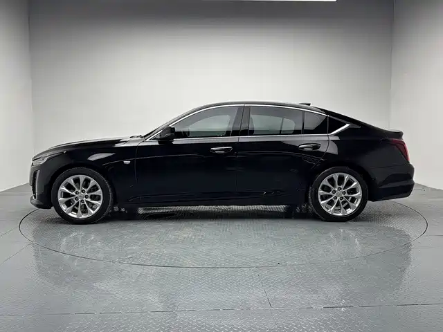 Cadillac CT5 — миниатюра 3