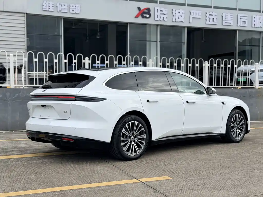 NIO ET5T — миниатюра 7