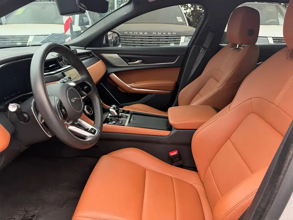 Jaguar XFL — миниатюра 11