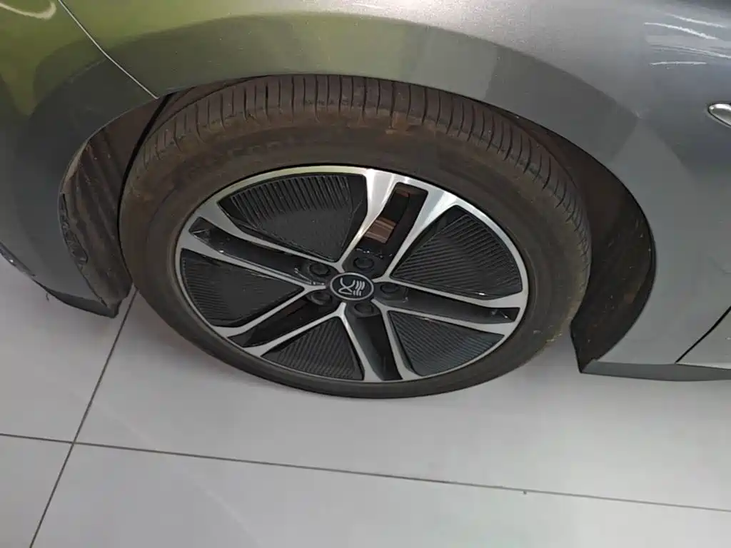 BYD Han — миниатюра 23