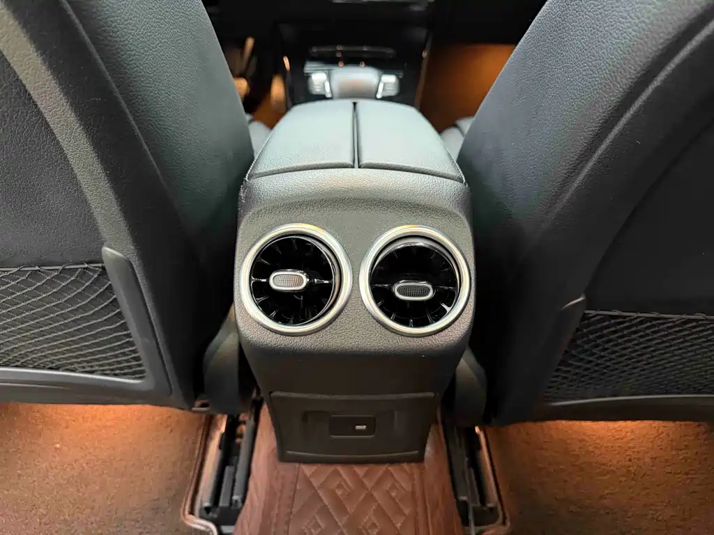 Mercedes-Benz A-Class — миниатюра 17