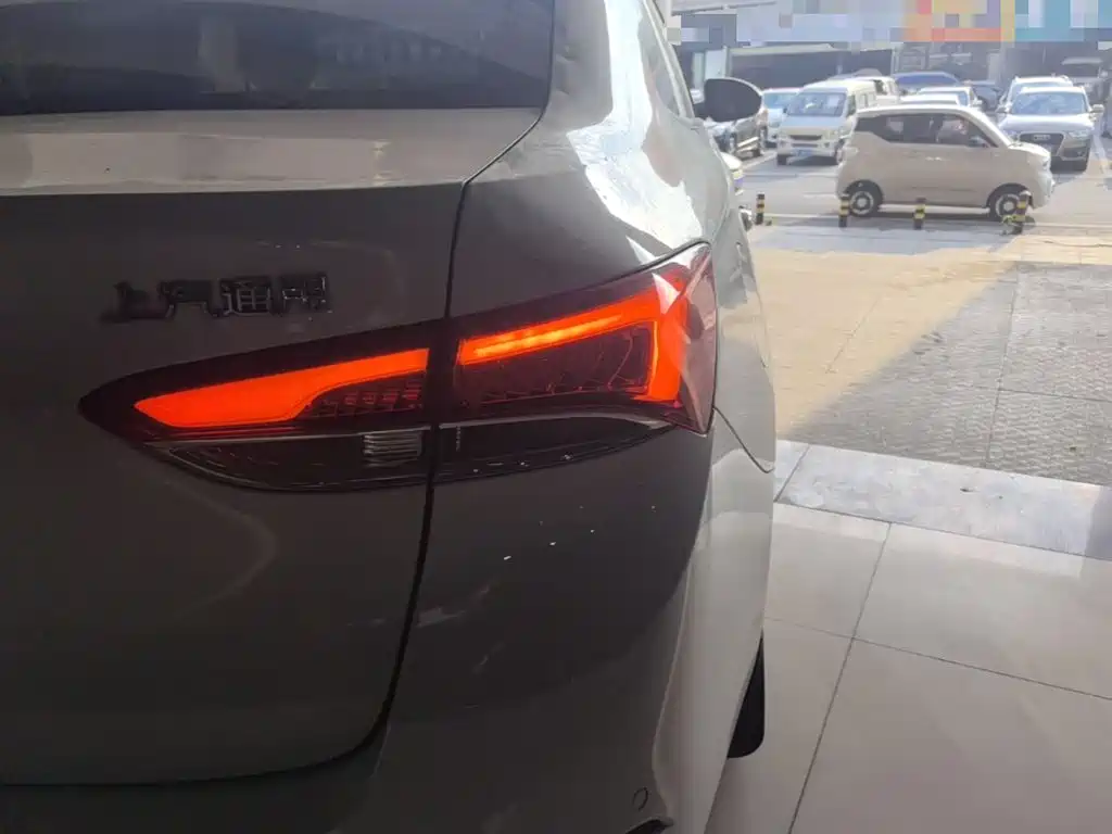 Buick Excelle — миниатюра 8