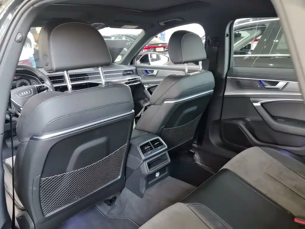 Audi A6L — миниатюра 18
