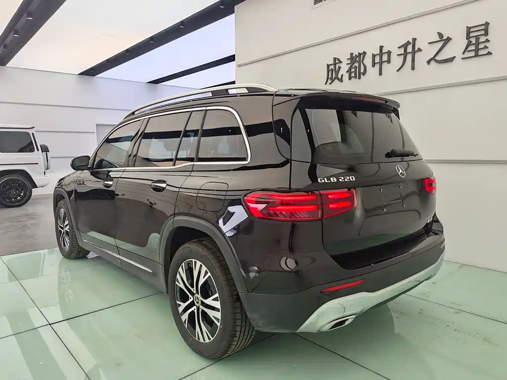 Mercedes-Benz GLB 2025 GLB 220