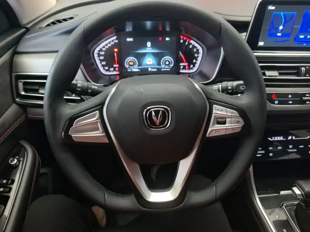 Changan CS75 — миниатюра 11