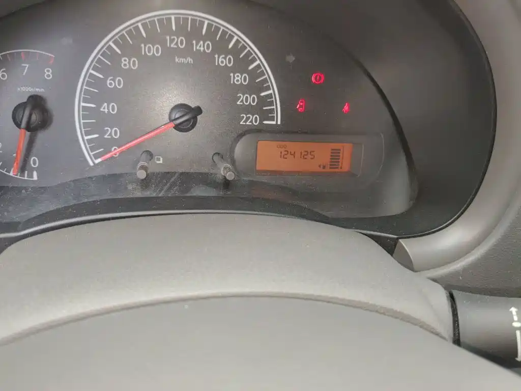 Nissan Sunny — миниатюра 5