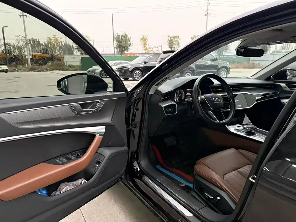 Audi A6L — миниатюра 4