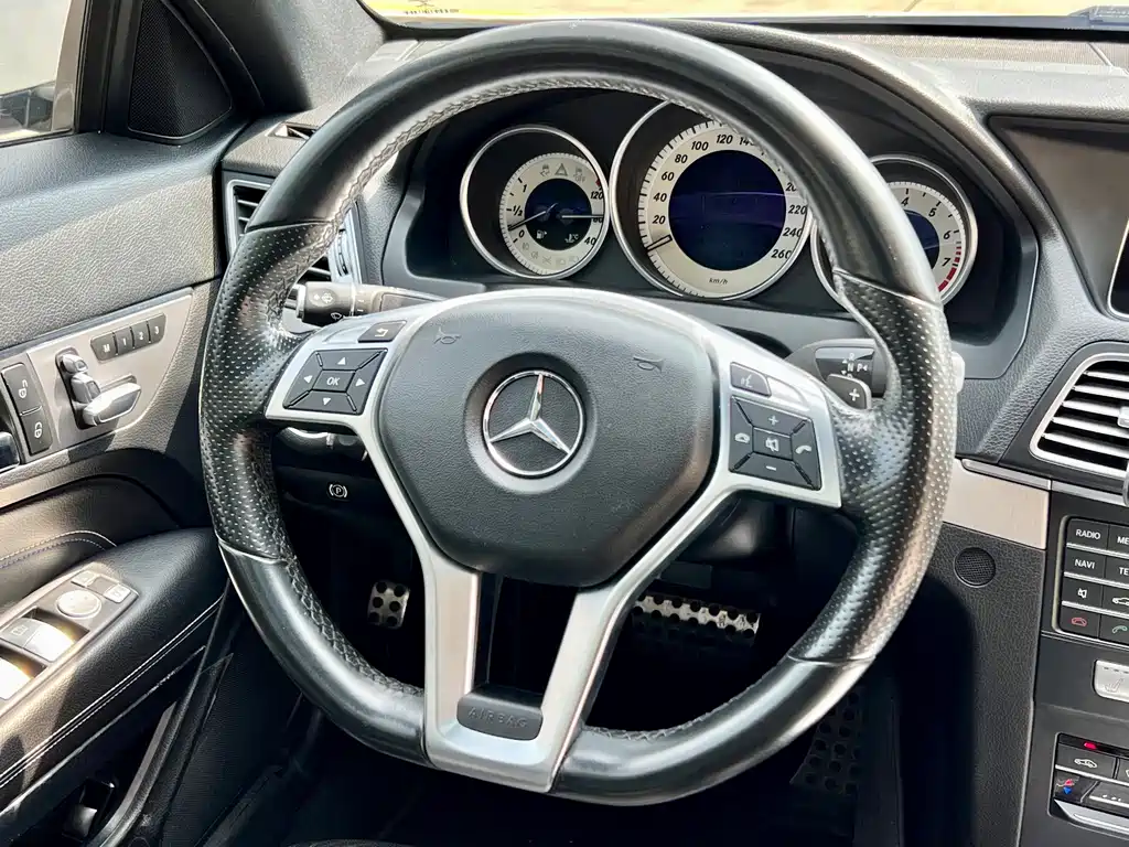 Mercedes-Benz E-Class (Import) — миниатюра 7