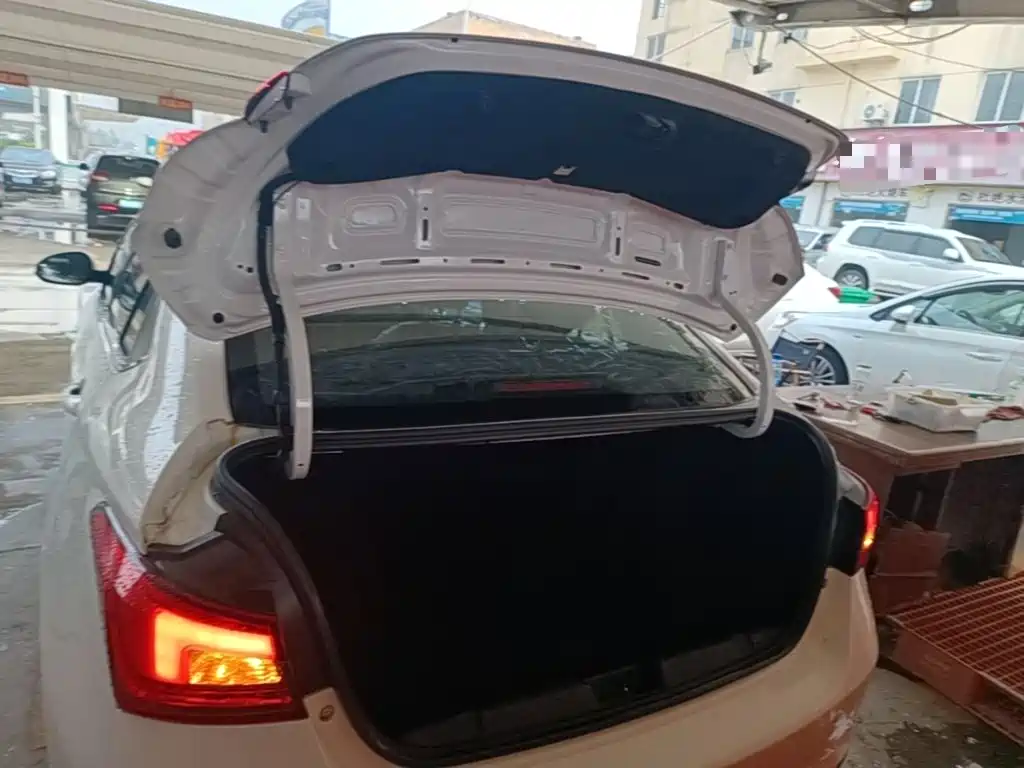 Chery Arrizo 5 — миниатюра 19