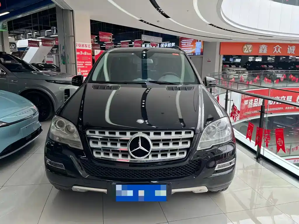 Mercedes-Benz M 2010 ML 300 4MATIC