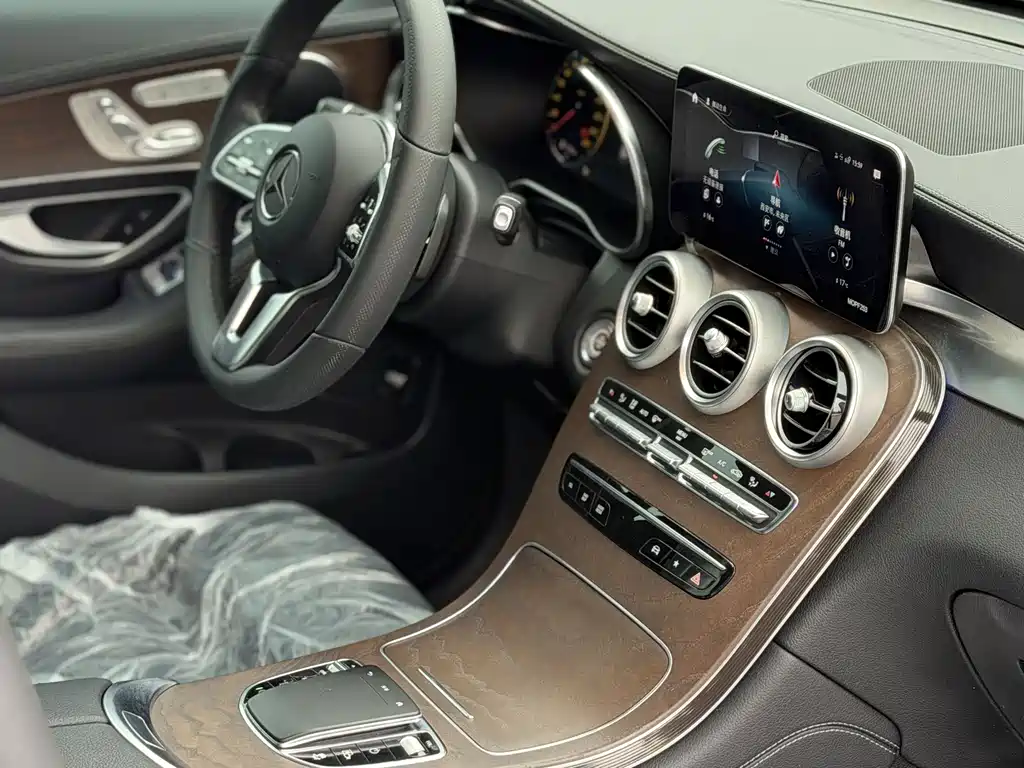Mercedes-Benz GLC — миниатюра 22