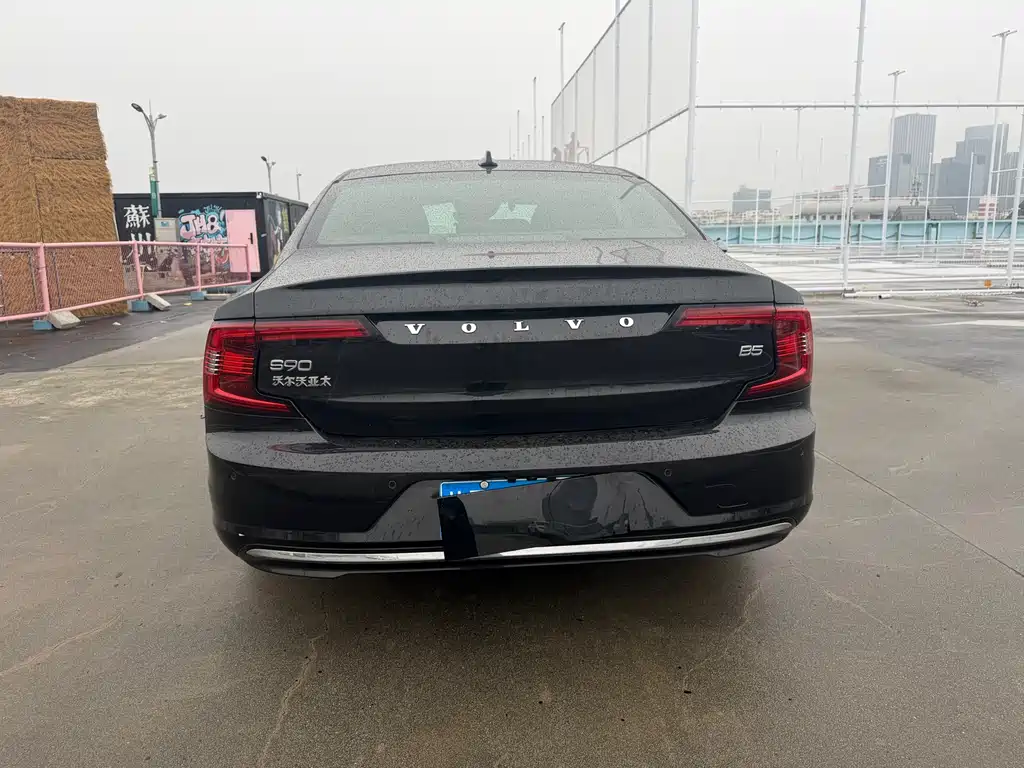 Volvo S90 2021 B5 Luxury