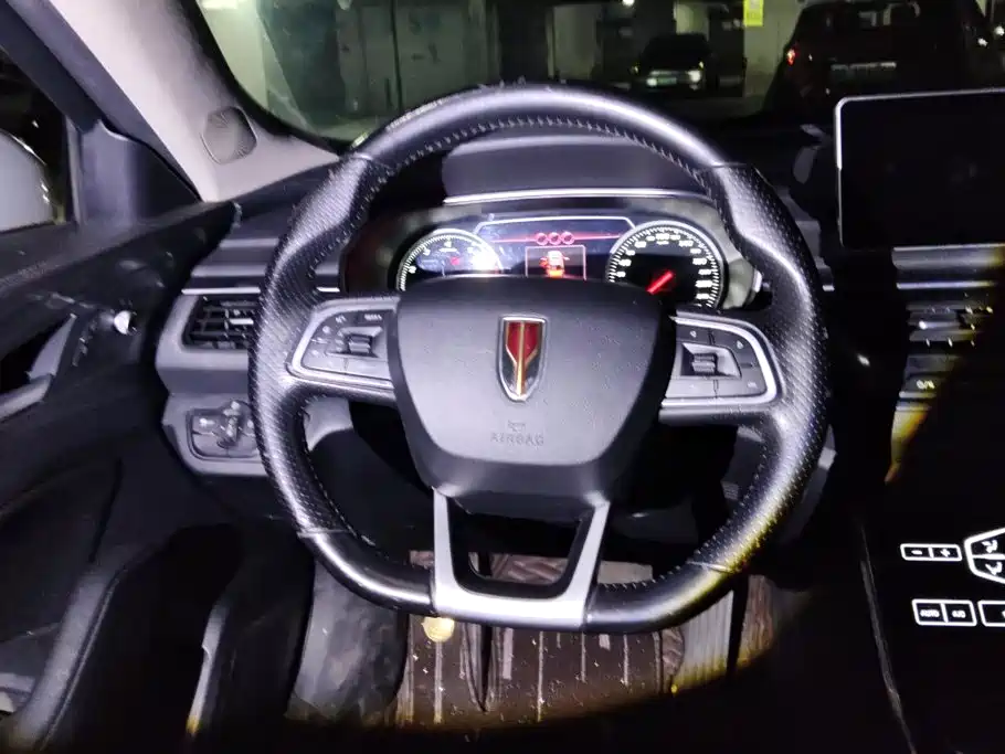 Hongqi Hongqi H5 — миниатюра 15