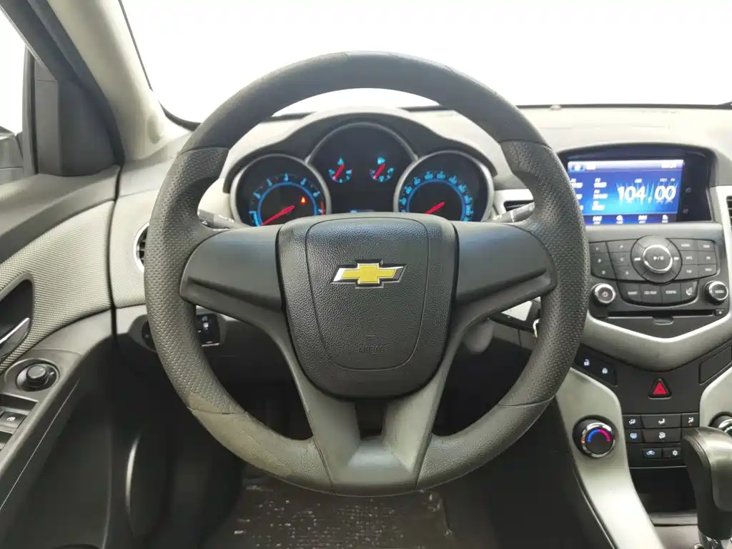 Chevrolet Cruze — миниатюра 11
