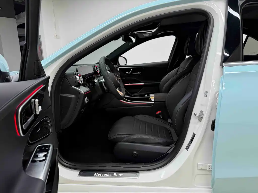Mercedes-Benz C-Class — миниатюра 10