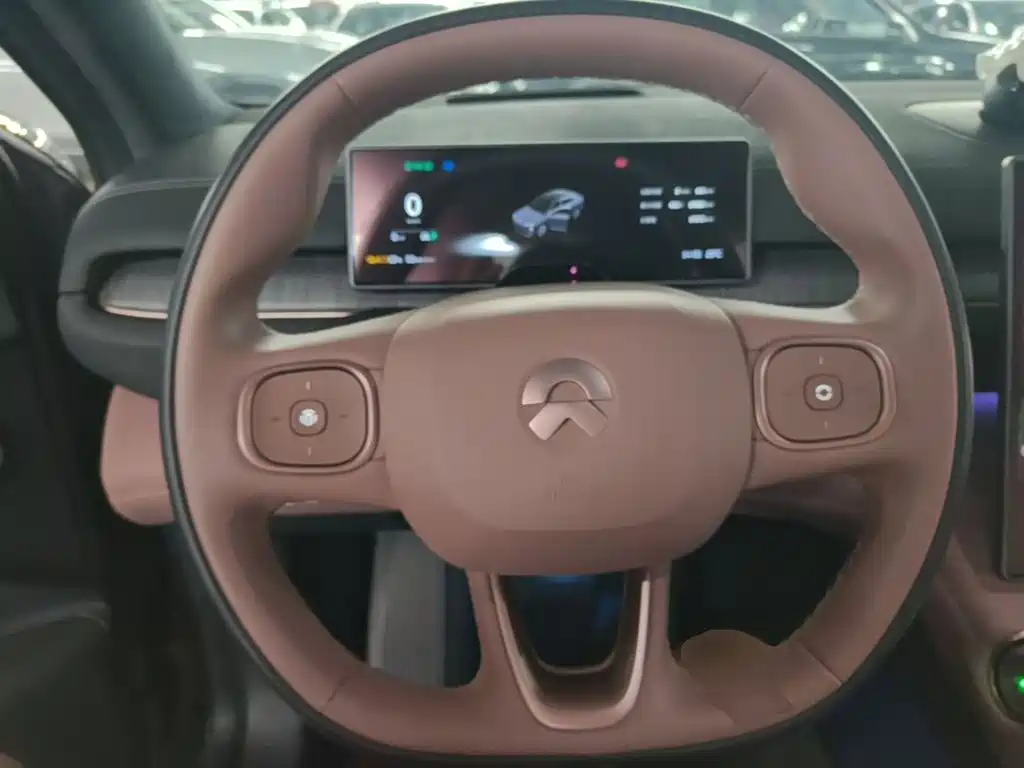 NIO EC6 — миниатюра 11