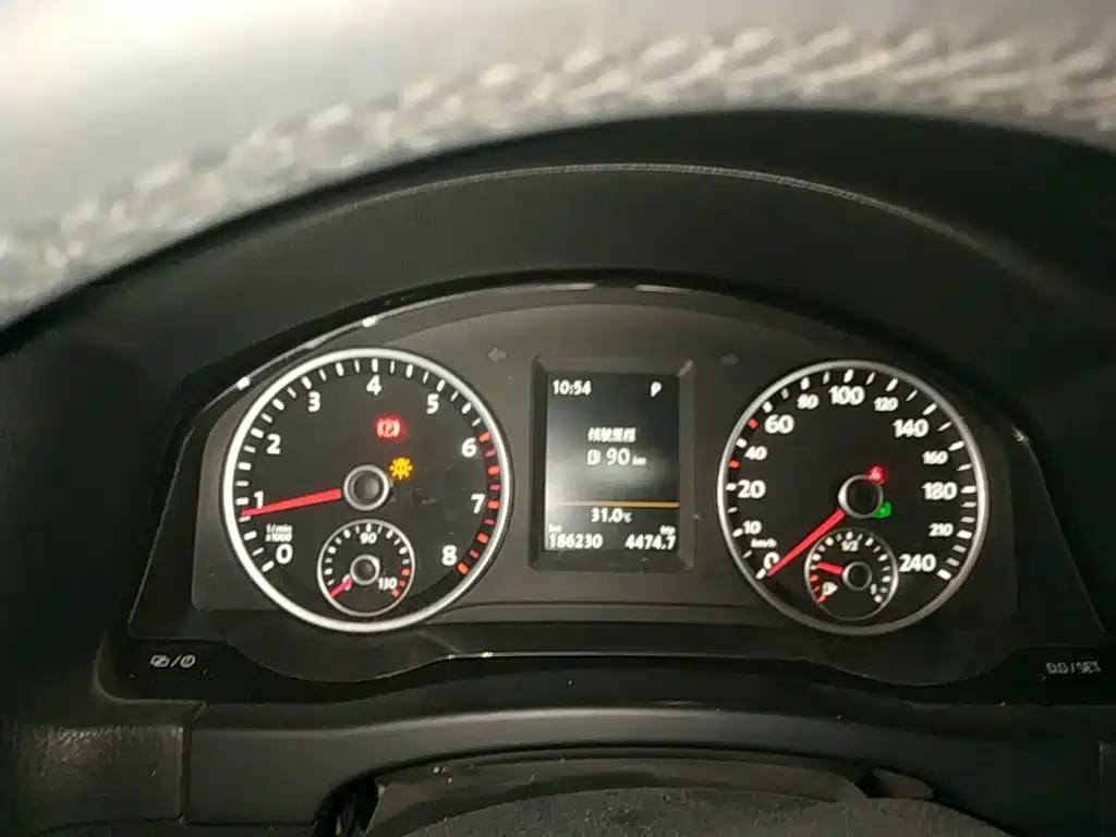 Volkswagen Tiguan — миниатюра 12