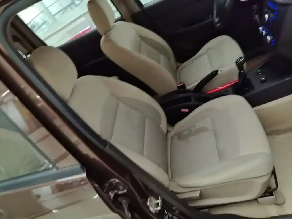 Wuling Hongguang — миниатюра 25